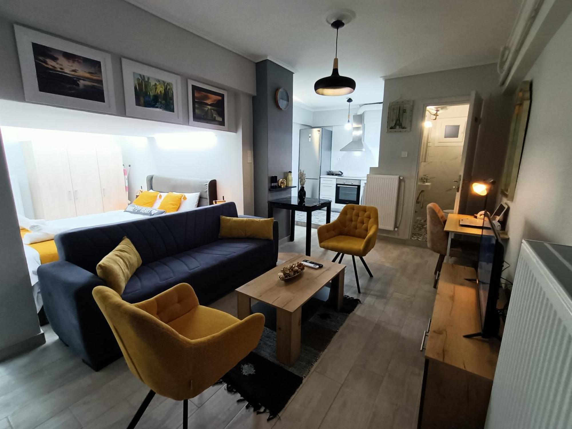 Urban Nest Apartment *